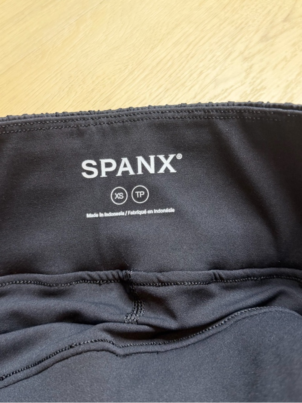 Spanx black high waisted skirt - Picture 4 of 4